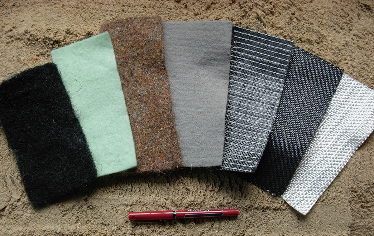 differences between woven and nonwoven geotextiles